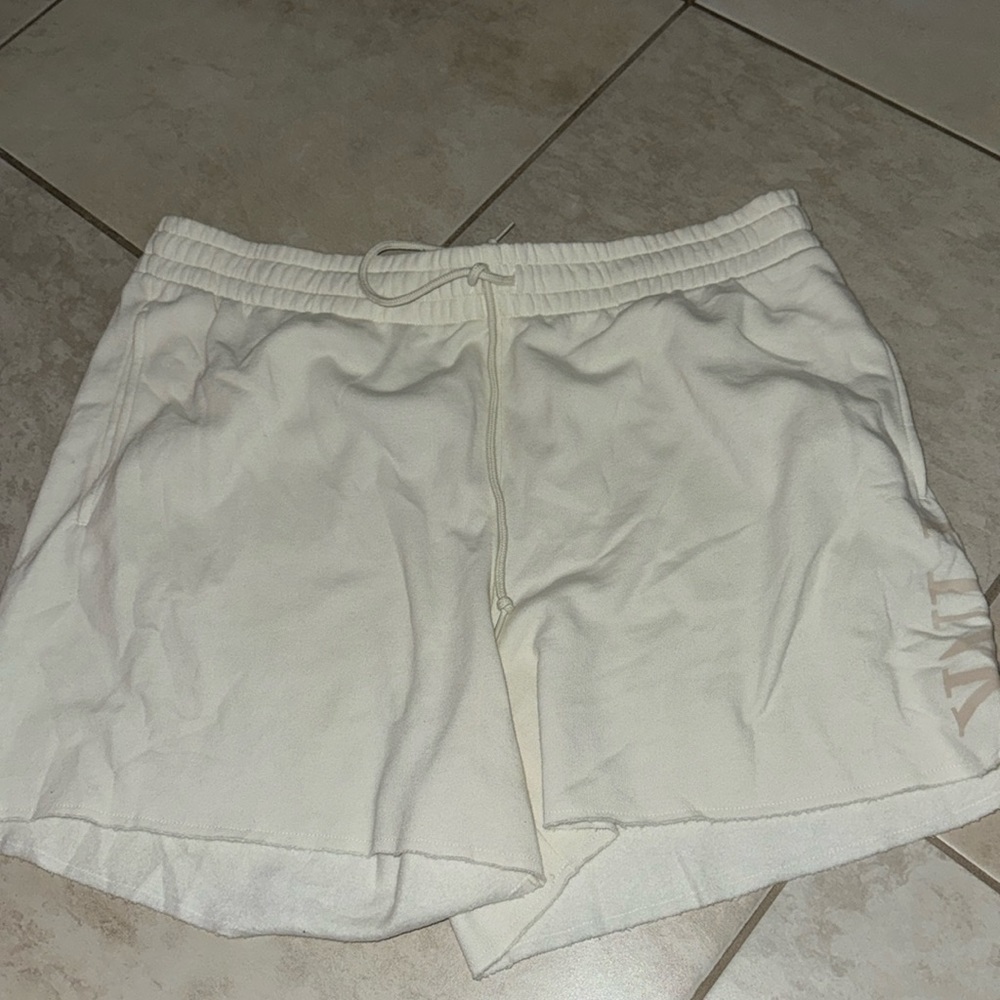 brand new victoria secret cream shorts
